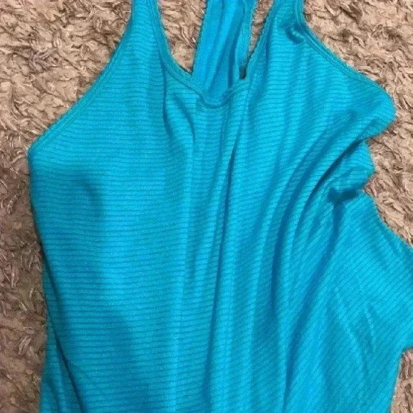 Lululemon athletica, teal Scoop Neck Tank Top, see measurements - Picture 4 of 6
